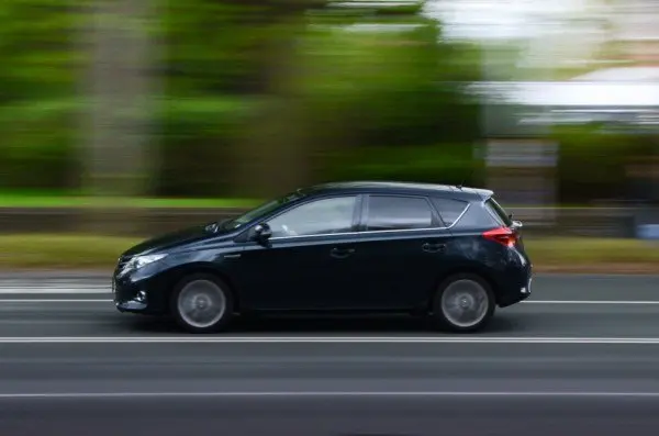 Just 1 in 4 Motorists Consider Adding Partner To Policy
