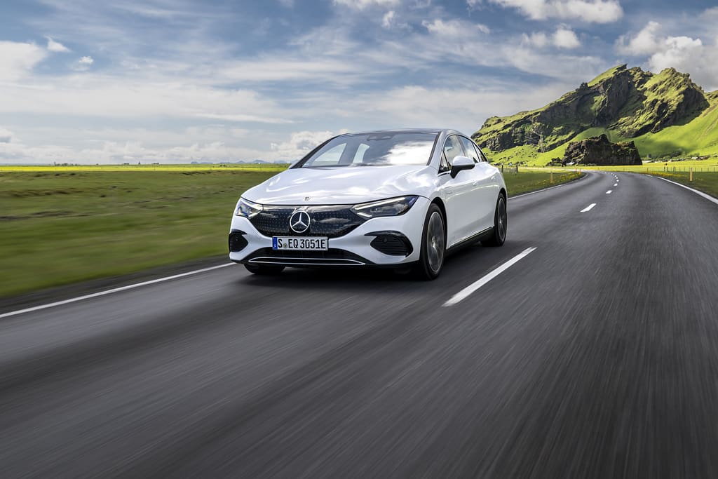 Mercedes-Benz - EQS